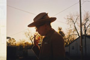 Micah P. Hinson nos descubre sus miedos en “Walls”