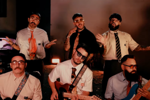 Rayden returns as a member of the group Chiquita Movida