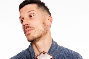 Xenxo presenta el videoclip de “Medio Loco"