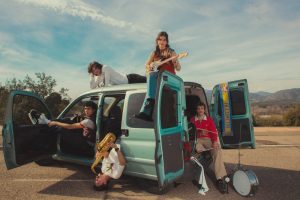 .bd. They are the future of post-rock in Spanish, without forgetting pop