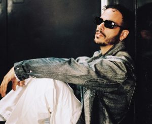 Alizzz closes era with a tour of small rooms