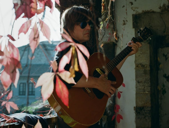 Nacho Vegas completes 'Vidas semipreciosas' and releases 2nd single