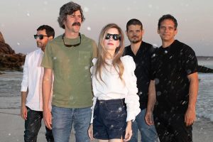 Nadadora regresan con “Mañana y Siempre”