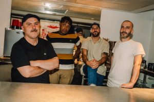 Parquesvr muestran su cara más personal en “Rizo de Gitana”