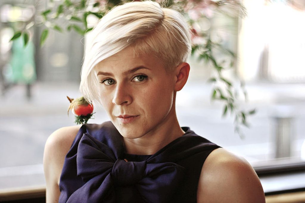 Robyn anuncia “Dopamine”, su primera canción en siete años