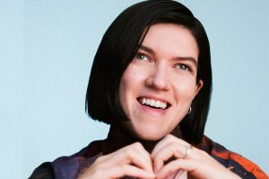 Romy sigue compartiendo amor con “Love Who You Love”