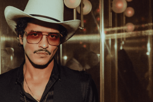 Tras diez años, Bruno Mars anuncia tener listo su cuarto álbum