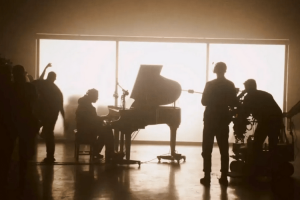 Sault publican “Chapter 1”, su disco número trece