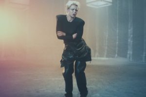 “Sexistential” y “Talk To Me” conforman el nuevo doble single de Robyn