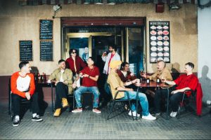 La Pegatina están de vuelta con “Siempre nos tienes aquí”