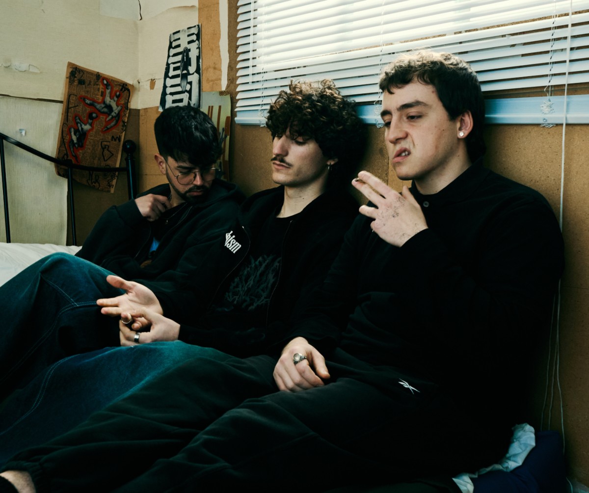 1111 distort life with their radical centennial pop