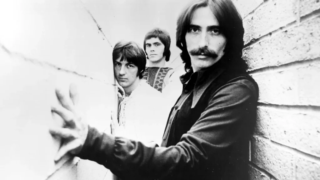 Chuck Negron, singer and co-founder of Three Dog Night, dies