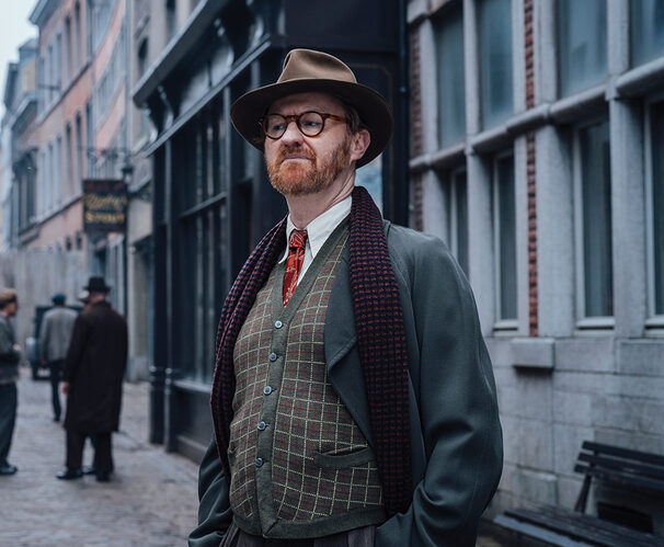 Hot tea murders: Mark Gatiss ('Sherlock') embraces cozy crime in 'Bookish'