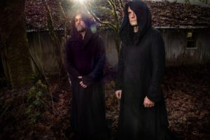 Sunn O))) comparten los quince minutos reptantes de “Butch's Guns”