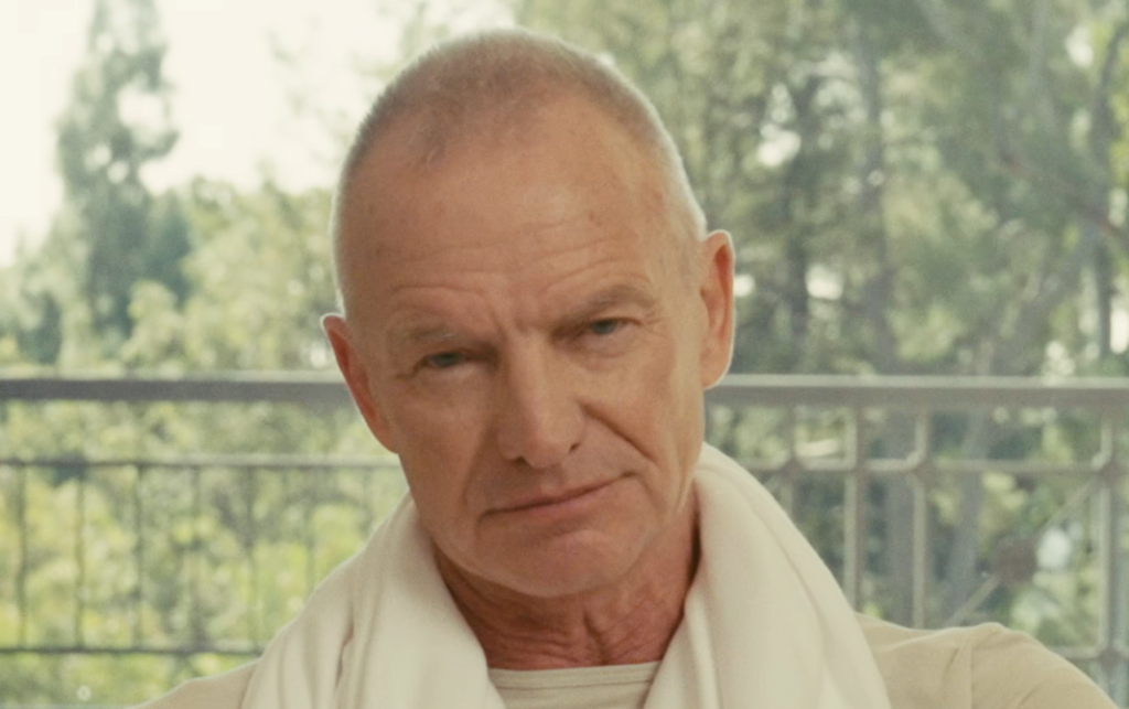 Surrealist: Sting announces the album by Ca7riel and Paco Amoroso