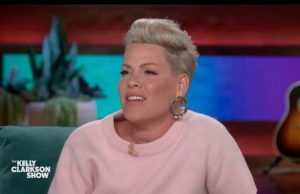 An interviewee of P!nk confuses her with Kelly Clarkson