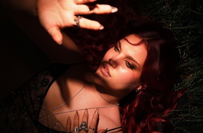 "Falling is the way to fly" for Samuraï in 'The Parachutes'