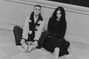 HOFE y Natalia Lacunza se unen para “Esto no es amor”