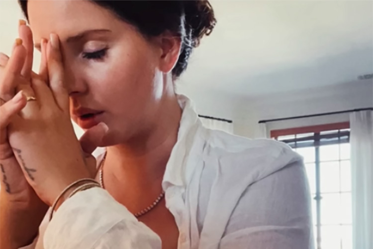 Lana Del Rey ataca a un local en su polémica con Ethel Cain