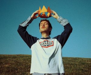 Lero, in Girando Por Salas, is cool because he doesn't have a success story