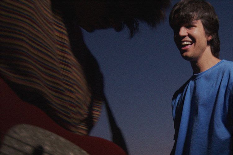 Nadie Patín comparten el single y videoclip “Volver a casa”