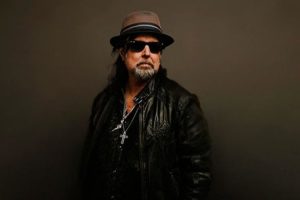 Muere Phil Campbell, legendario guitarrista de Motörhead