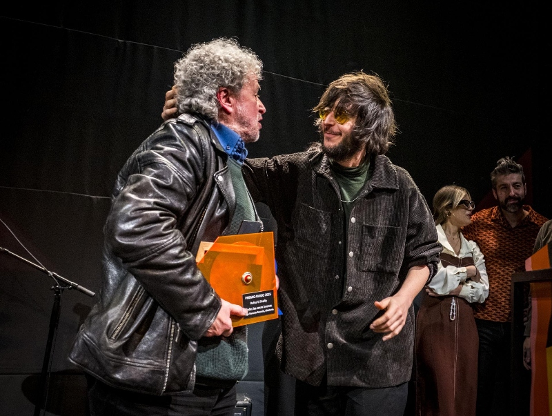 Rufus T. Firefly wins the Noise Award