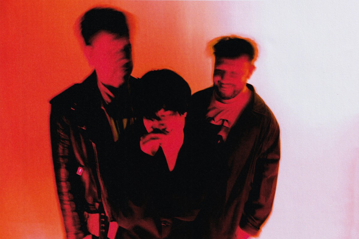 'Sacrificio' is The Cure's biggest hit from «Triángulo»