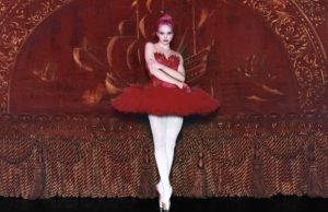 ADÉLA is a chic spy in the great house of 'KGB'