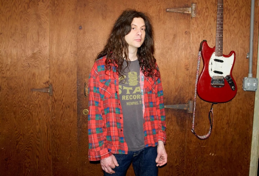 Kurt Vile's new thing is "old, lofi, DIY, rock n' roll"