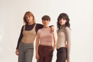 The Crab Apples avanzan su próximo disco con “Treinta”