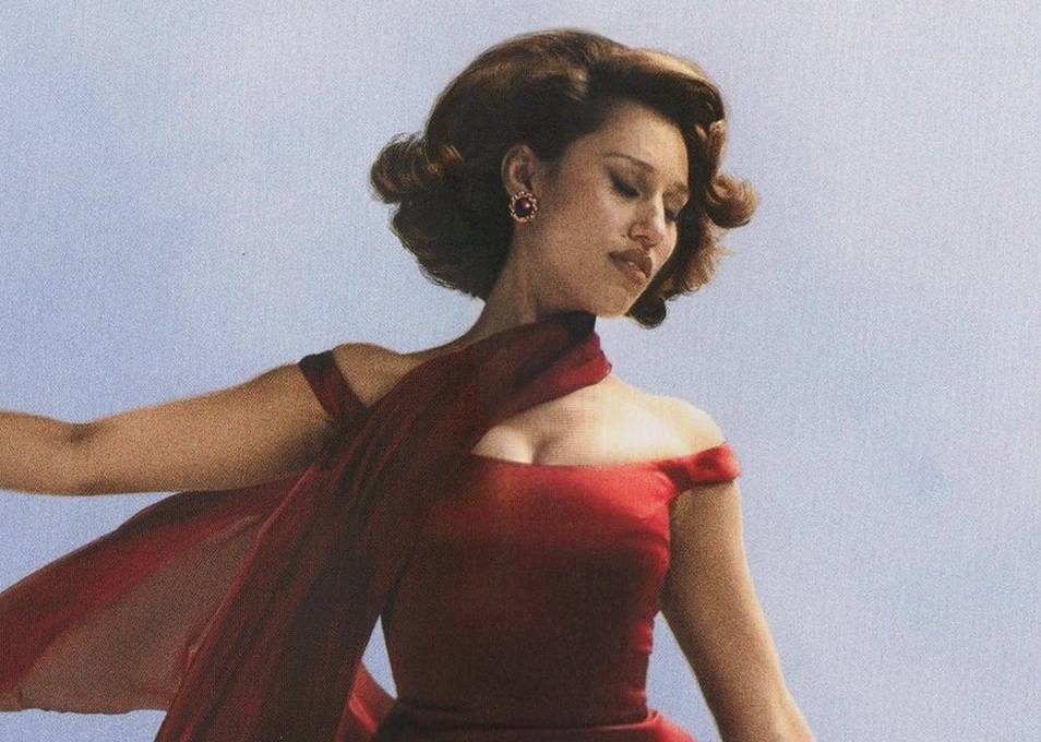 What should RAYE's next single be?