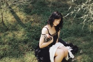 Violet, la hija de Dave Grohl, anuncia disco y primeros conciertos de gira