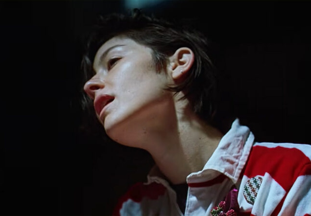 'Hit the Wall' by Gracie Abrams is a bunch of clichés
