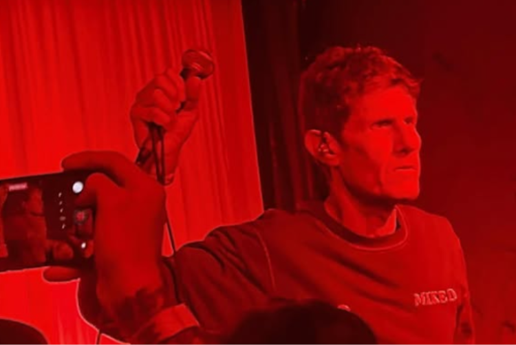 Mike D sigue publicando música en solitario con “What We Got”