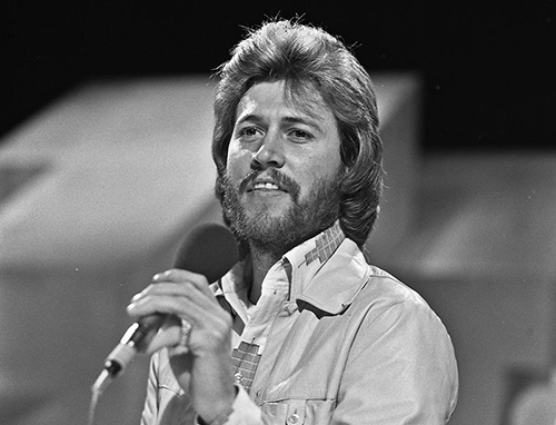 "Stayin' Alive": Barry Gibb (Bee Gees) denies his death after a viral hoax