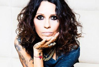 When Linda Perry almost produced Green Day: "Billie Joe is a pussy"