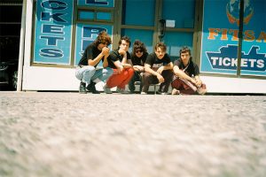 Construimos Escaleras presentan hoy su esperado álbum debut