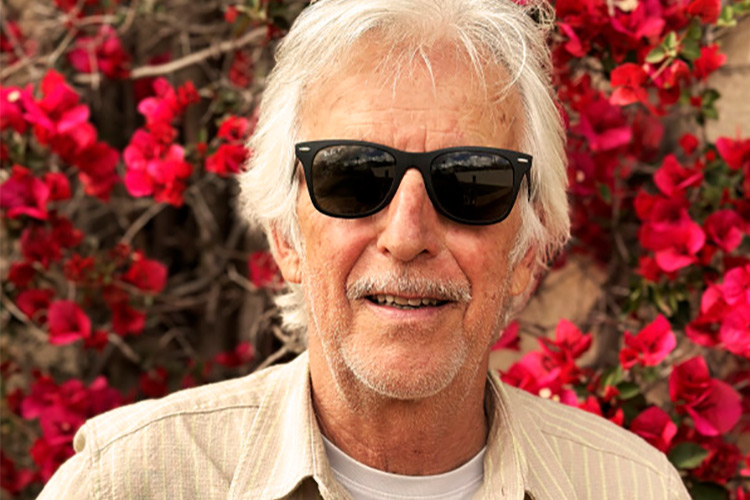 Cinco años después, Kiko Veneno vuelve al estudio con “Helicrisum”
