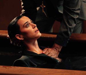 Katy Perry cleverly recovers her rock side in the devilish 'Watch It Burn'