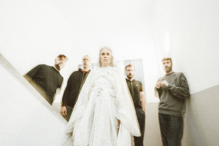 Los Punsetes deliver chorus for 'A sad person'