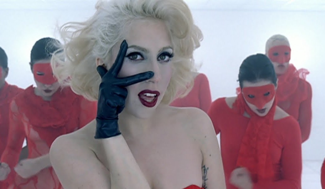 «I don't wanna be French»: Lady Gaga sneaks into the World Cup