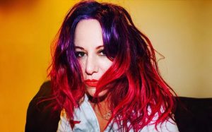 L7's Jennifer Finch suffers from aggressive brain cancer