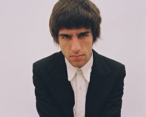 Teo Planell challenges current pop with the vintage 'Camila'