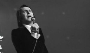 The World Cup marks the singles list with Nino Bravo, K'Naan…