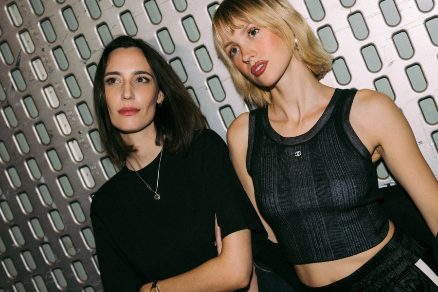 Amelie Lens and Angèle go rave in 'Run'