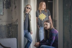 Graveyard estrenan el single “A Means To An End”