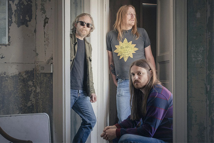 Graveyard estrenan el single “A Means To An End”
