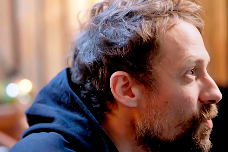 Guillaume Alric (The Blaze) lanza nuevo single como Enfant Sauvage