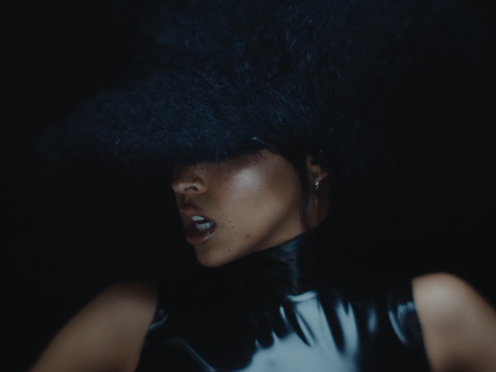 Impossible to fall asleep with Tinashe and her 'Melatonin'